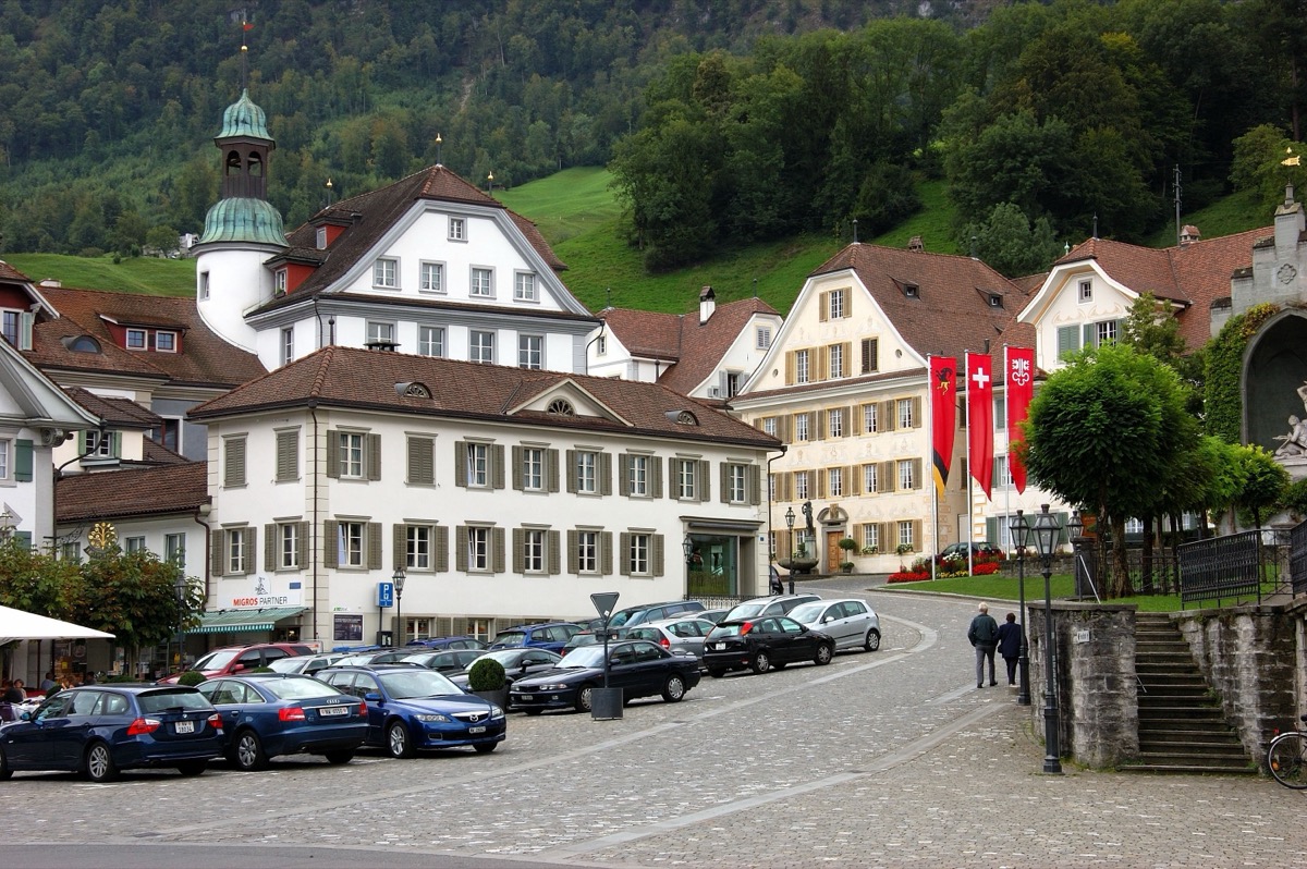 Dorfplatz Stans, Nidwalden Heimat von HR-Box
